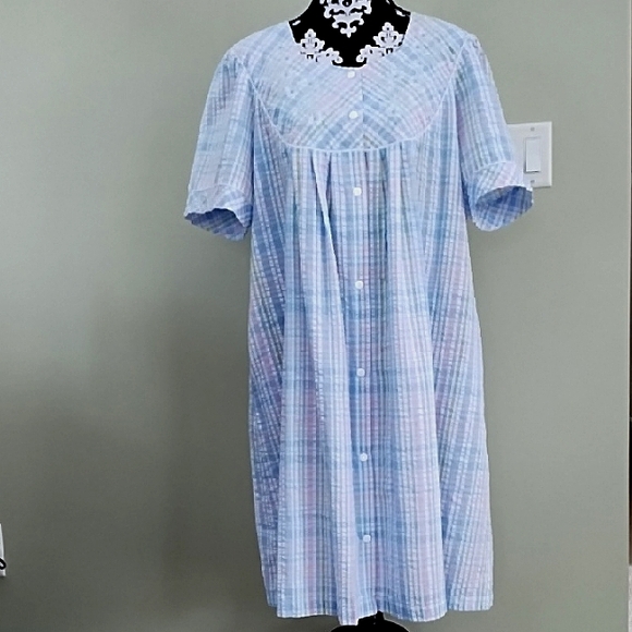 Miss Elaine Pastel Plaid Robe - Picture 2 of 8